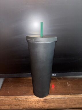 Matte Black Travel Tumbler with Green Straw
